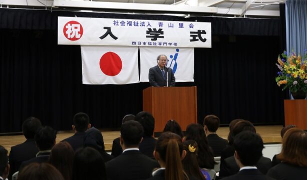 介護を学ぶため海外からも入学　四日市福祉専門学校