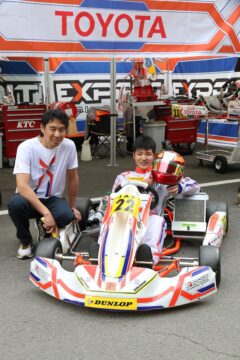 カートレース日本最高峰に挑戦　元F1・高木虎之介さんのチームに所属